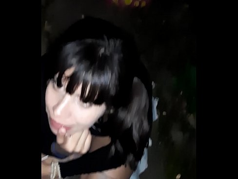❤️ Pe stradă penisul umflat în schimbul unor bomboane at us ro.nastypornpics-com.ru ❌